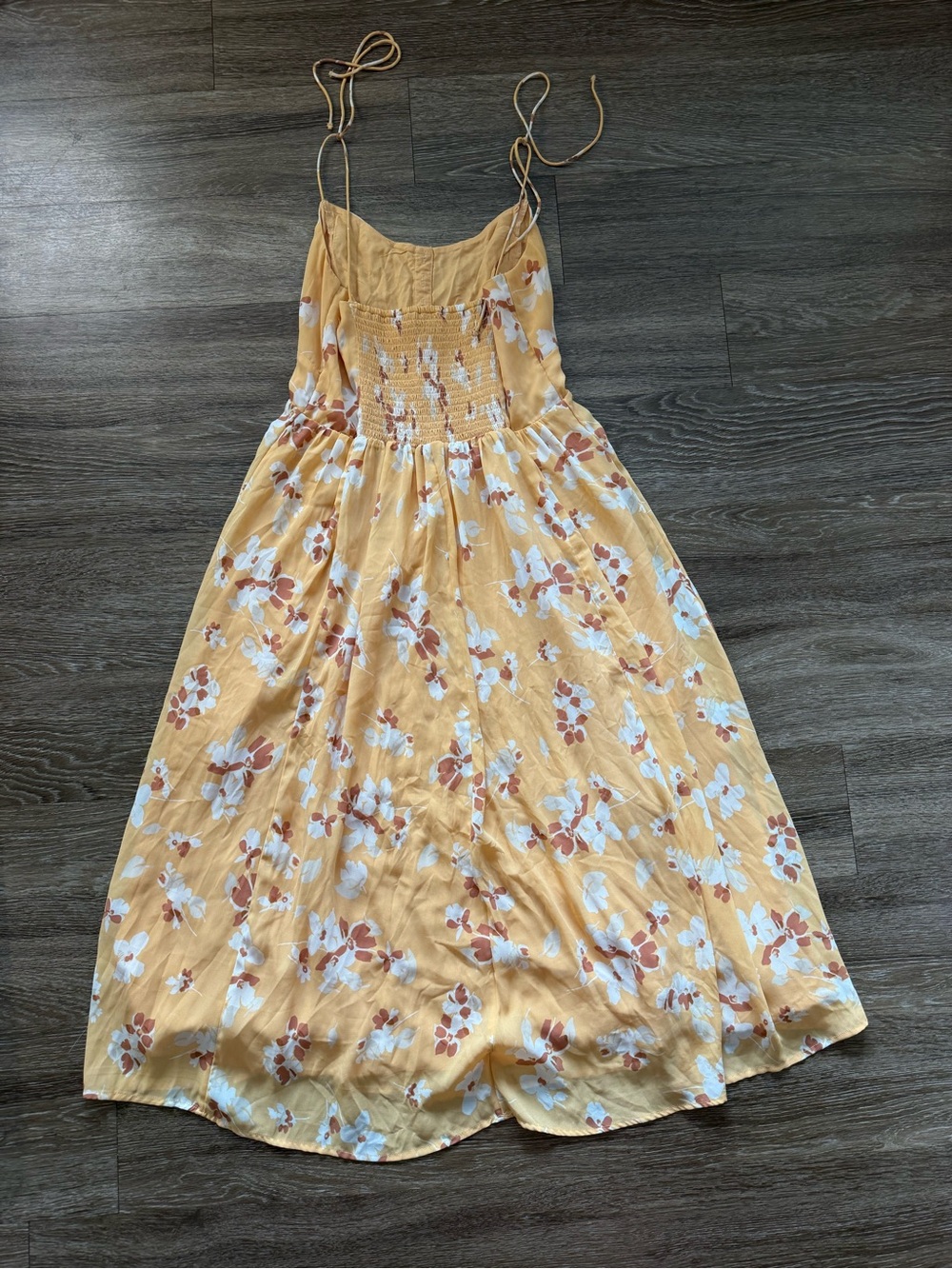 Abercrombie & Fitch Midi Yellow Floral Buttoned Tie Dress - Picture 7 of 8